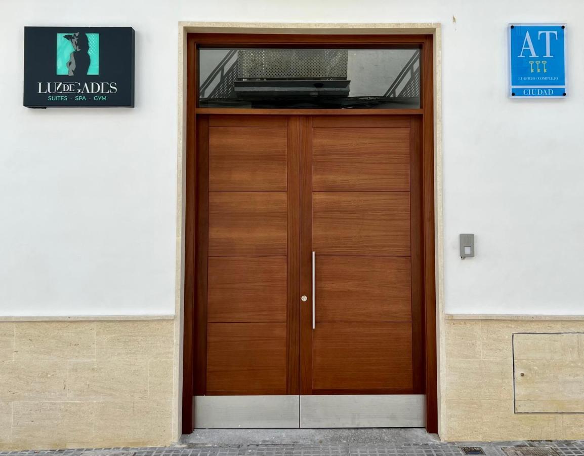 Aparthotel Luz De Gades - Suites Spa Gym - Adults Only كاديز المظهر الخارجي الصورة