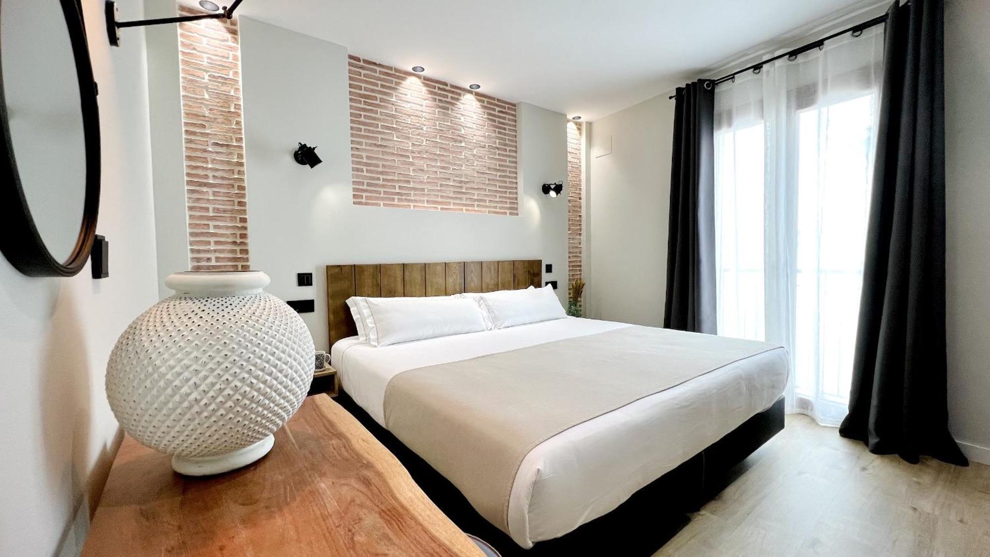 Aparthotel Luz De Gades - Suites Spa Gym - Adults Only كاديز المظهر الخارجي الصورة