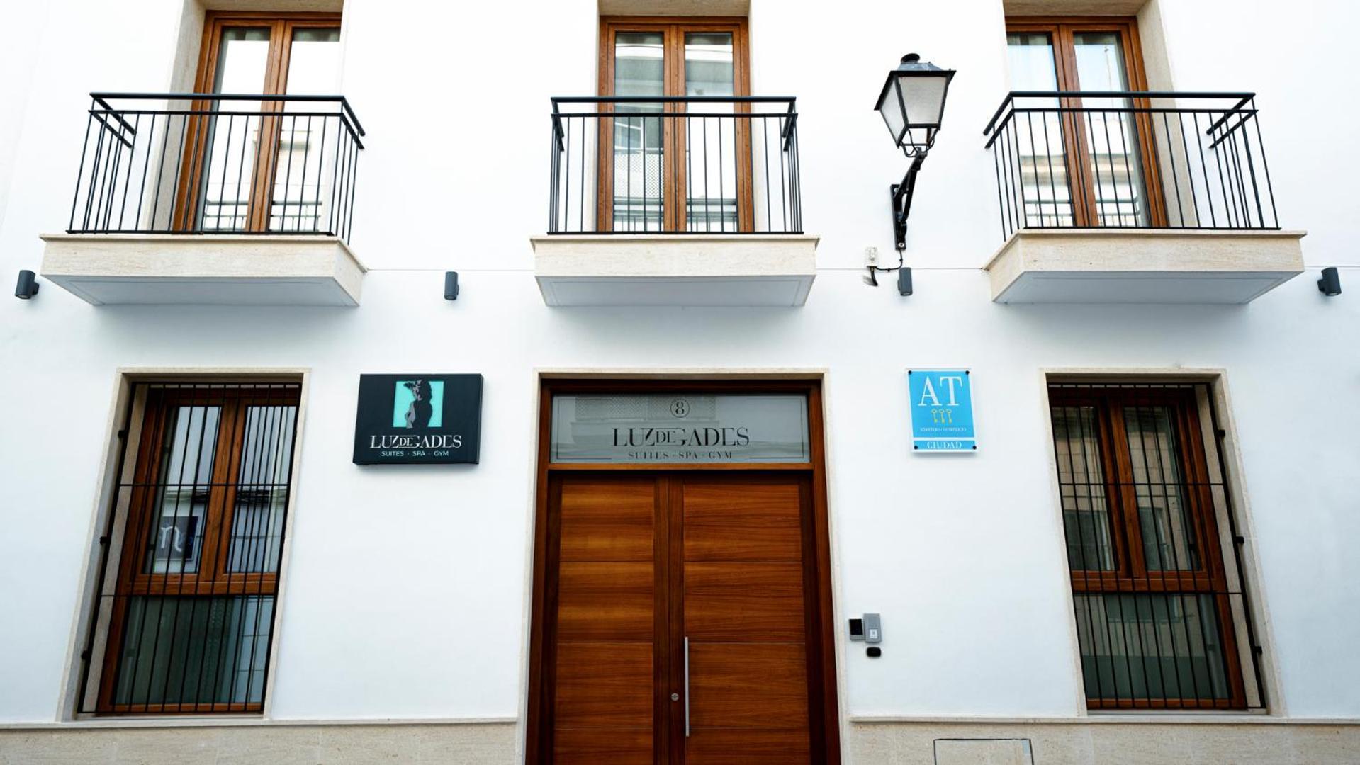 Aparthotel Luz De Gades - Suites Spa Gym - Adults Only كاديز المظهر الخارجي الصورة