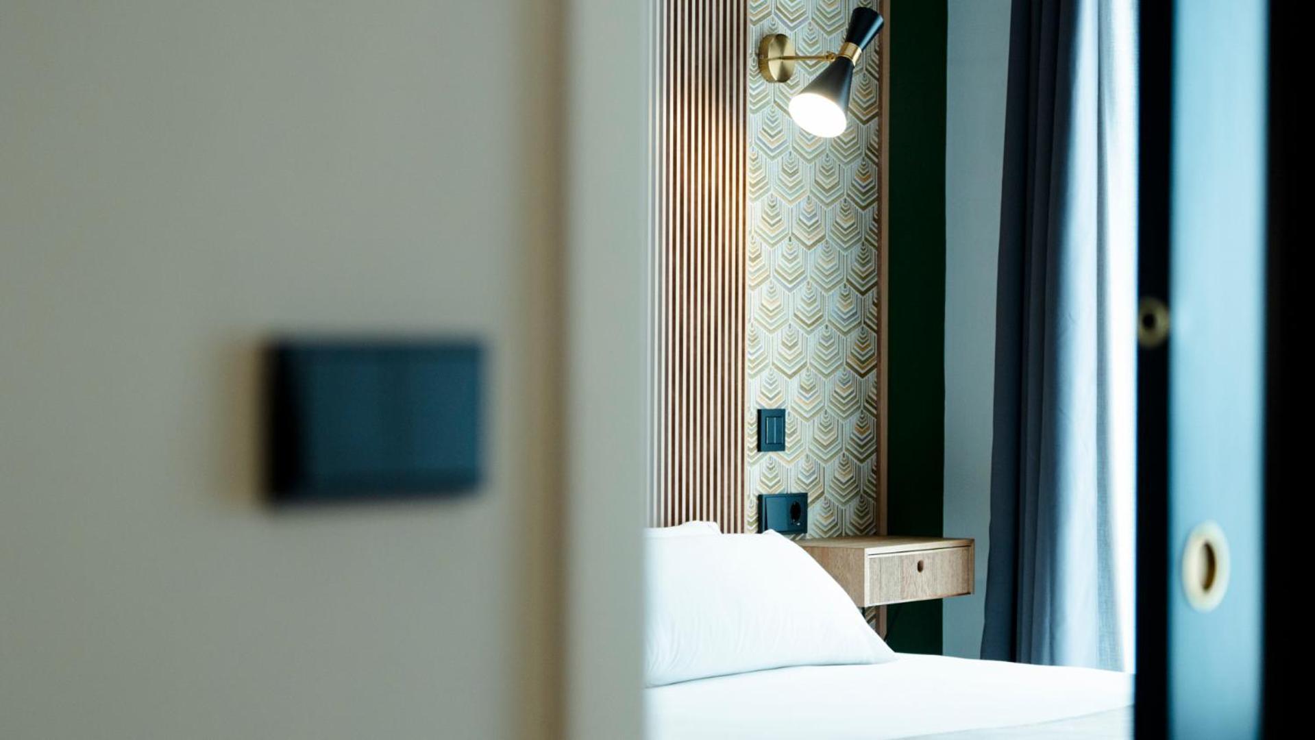 Aparthotel Luz De Gades - Suites Spa Gym - Adults Only كاديز الغرفة الصورة
