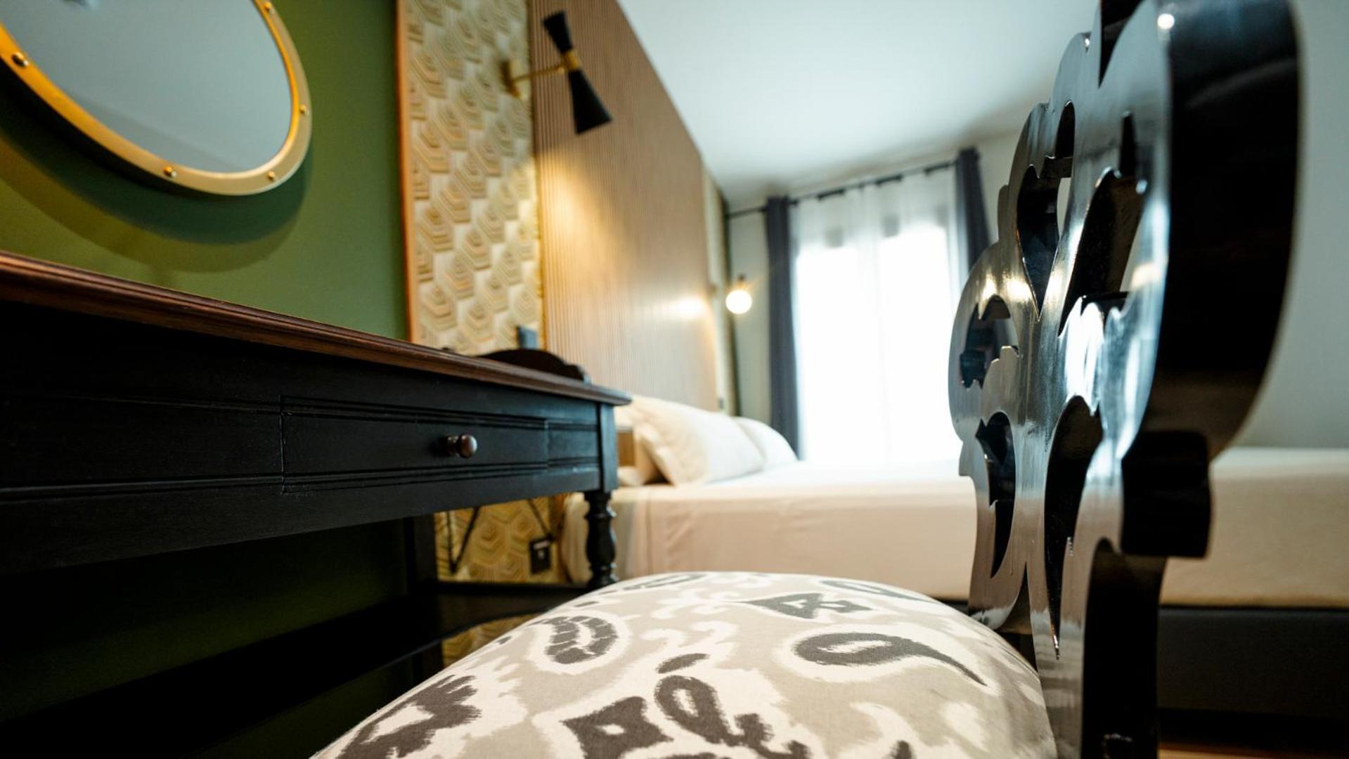 Aparthotel Luz De Gades - Suites Spa Gym - Adults Only كاديز الغرفة الصورة