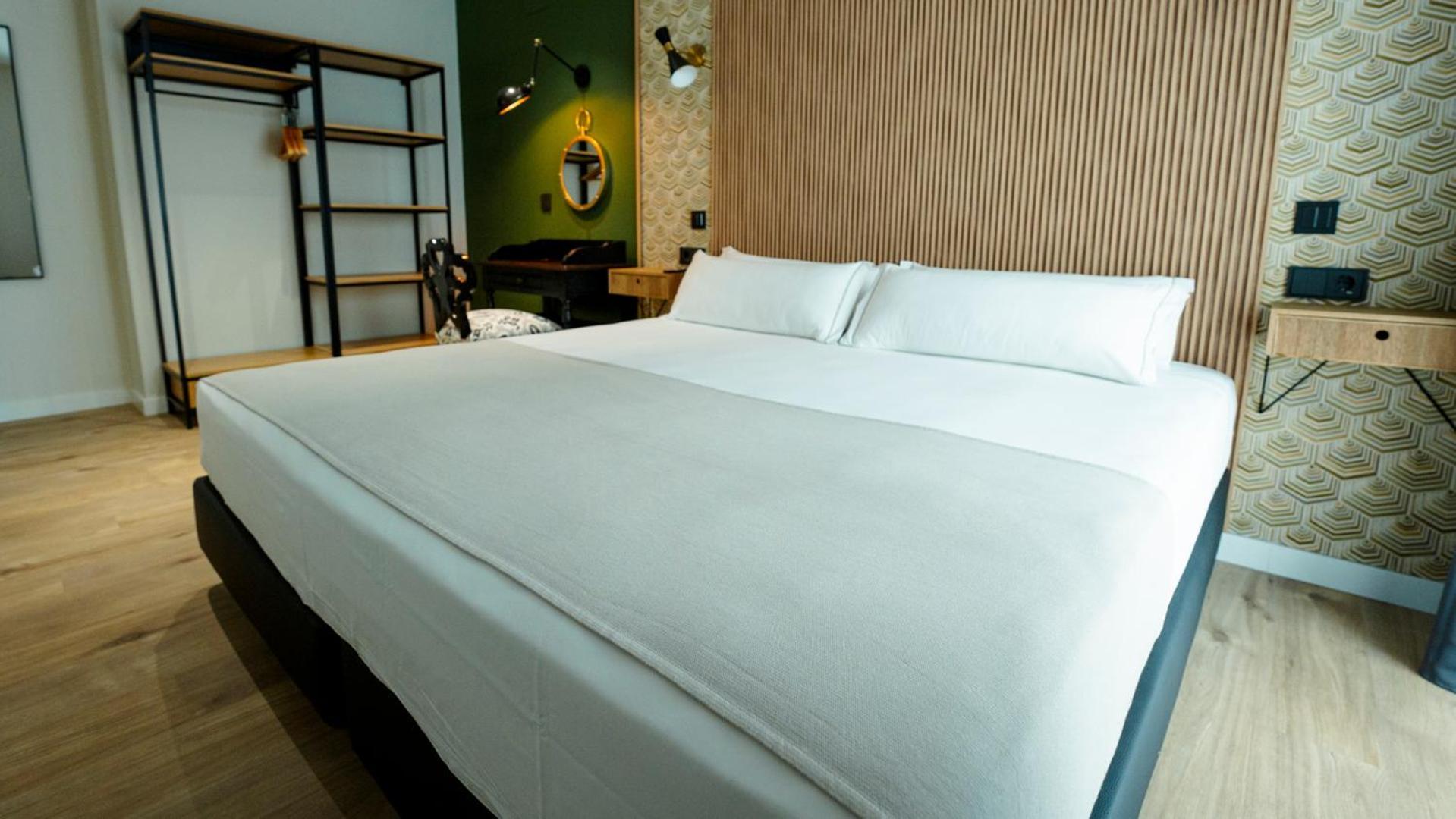 Aparthotel Luz De Gades - Suites Spa Gym - Adults Only كاديز المظهر الخارجي الصورة